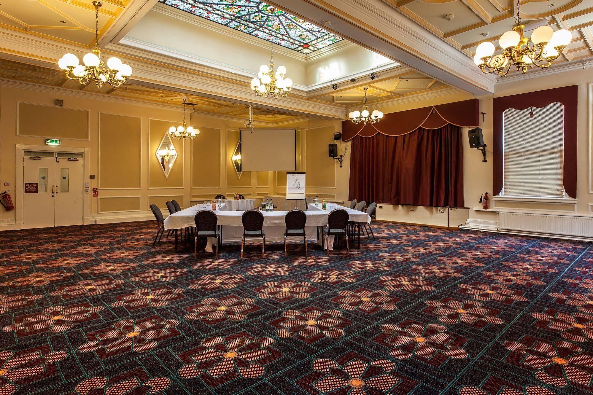 Scarisbrick Hotel Саутпорт Экстерьер фото